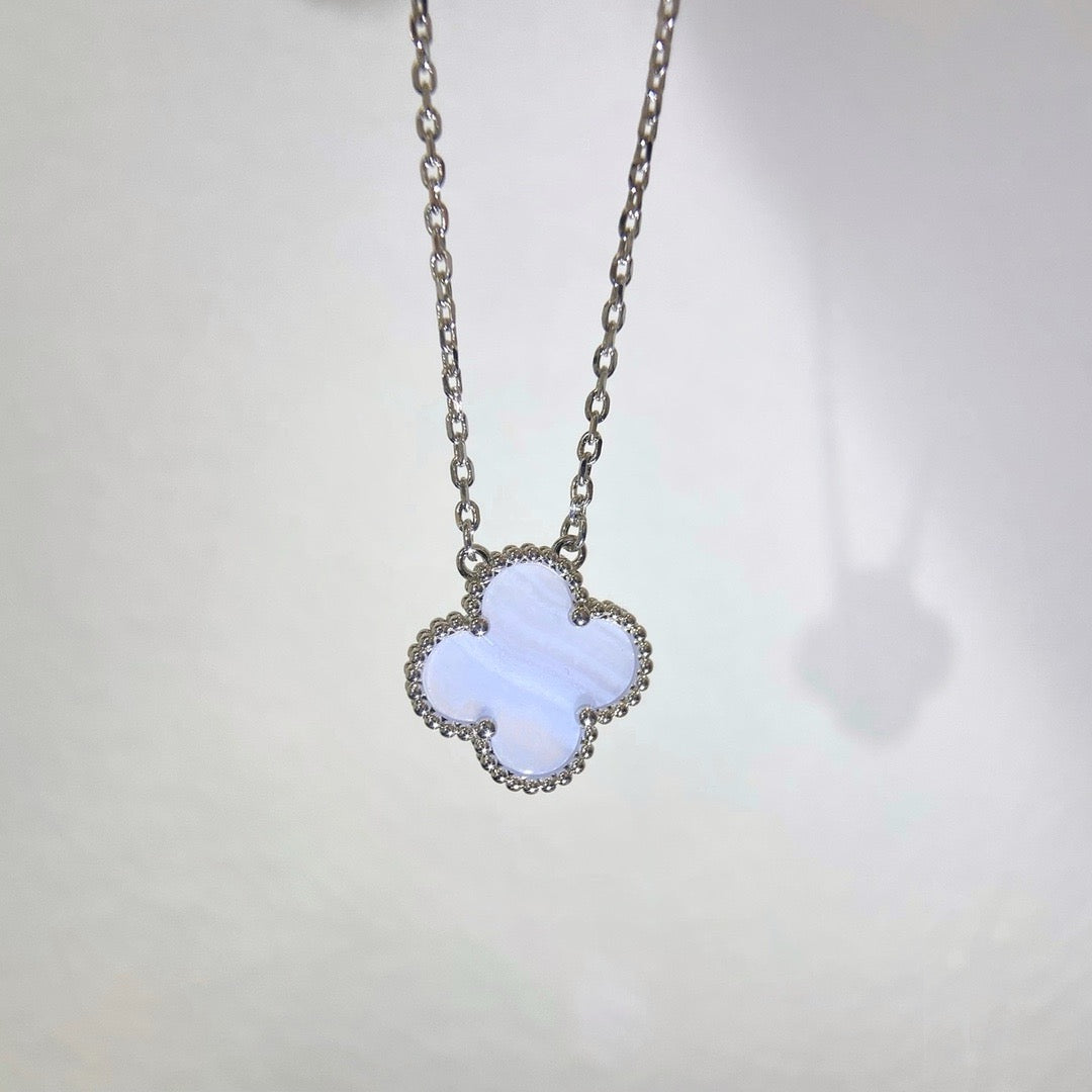 VCA CLOVER 15MM BLUE CHALCEDONY NECKLACE SILVER