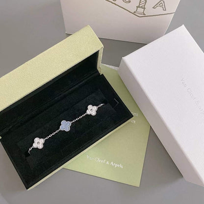 VCA CLOVER 5 MOTIF PURPLE CHALCEDONY BRACELET COLLECTION