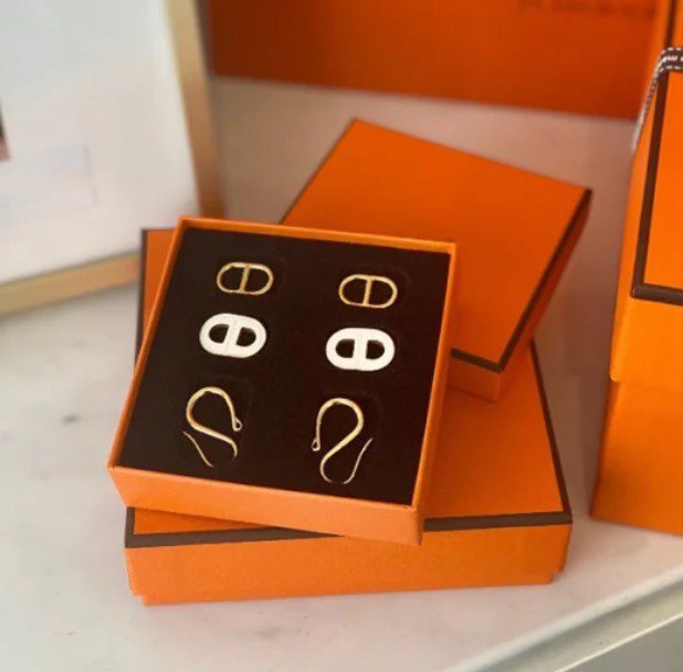 HERMES HM O'MAILLON GOLD EARRINGS