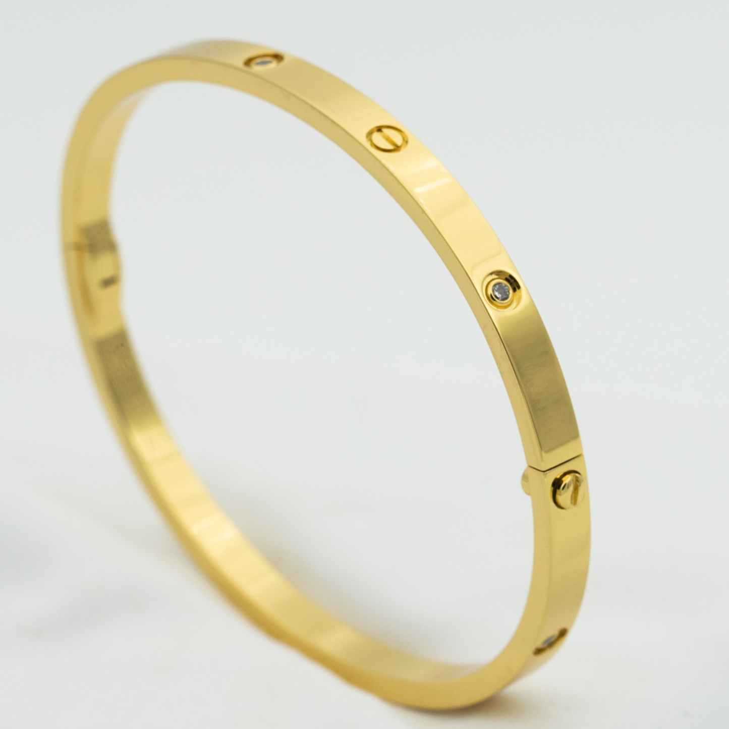 CARTIER LOVE BRACELET 3.65MM 6 DIAMONDS