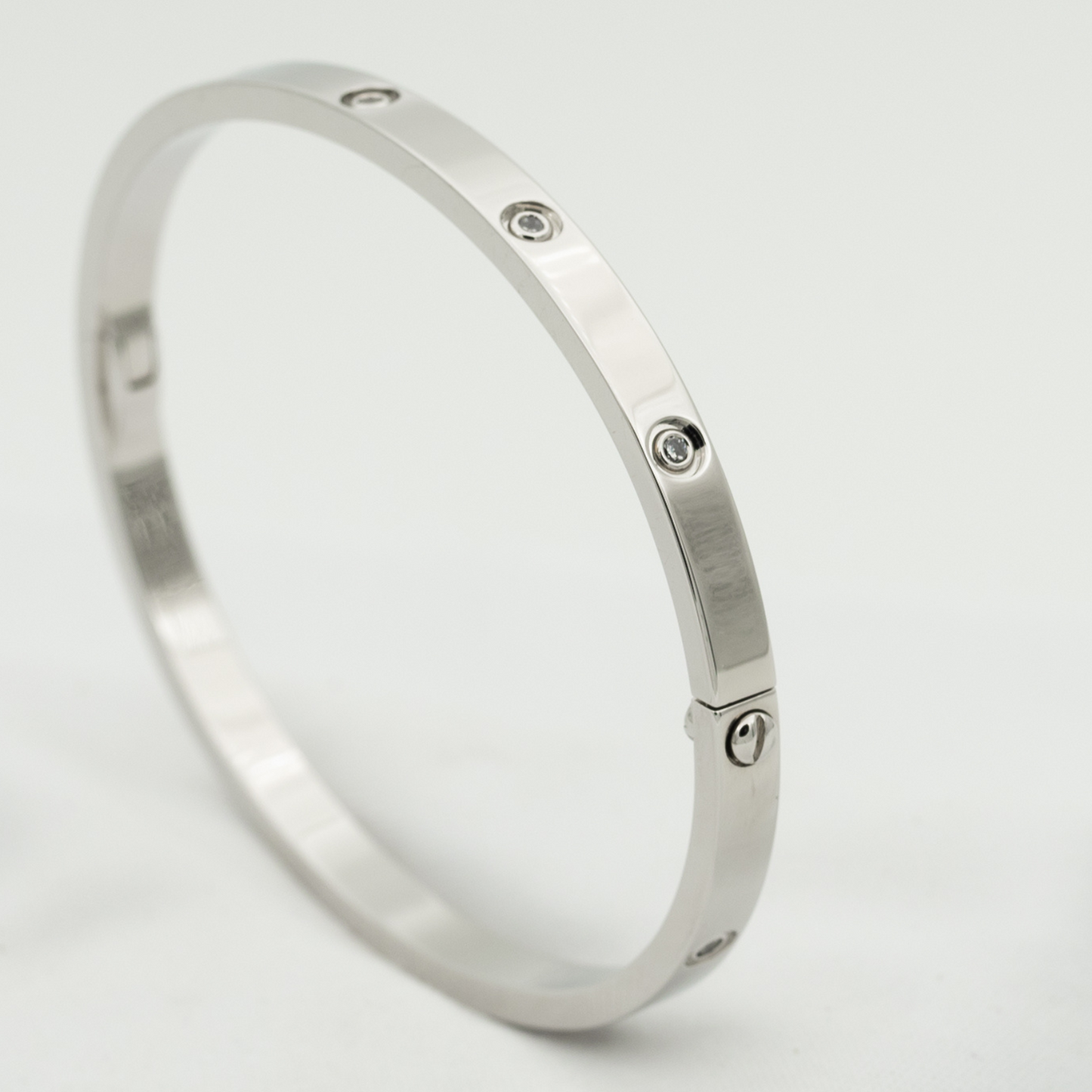 CARTIER LOVE BRACELET 3.65MM 10 DIAMONDS