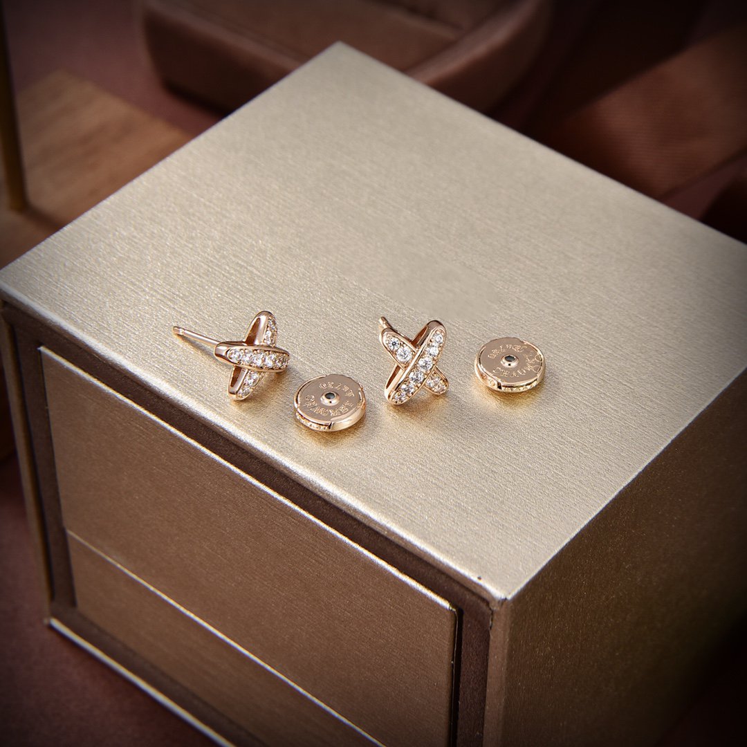 CHAUMET JEUX DE GOLD DIAMOND EARRINGS