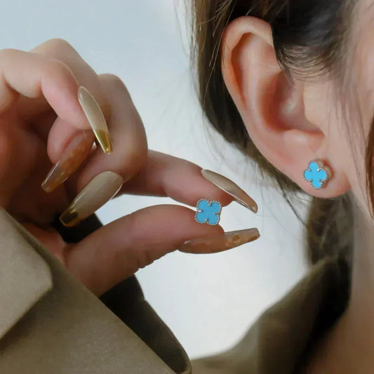 VCA CLOVER MINI TUROUOISE SILVER STUD EARRINGS