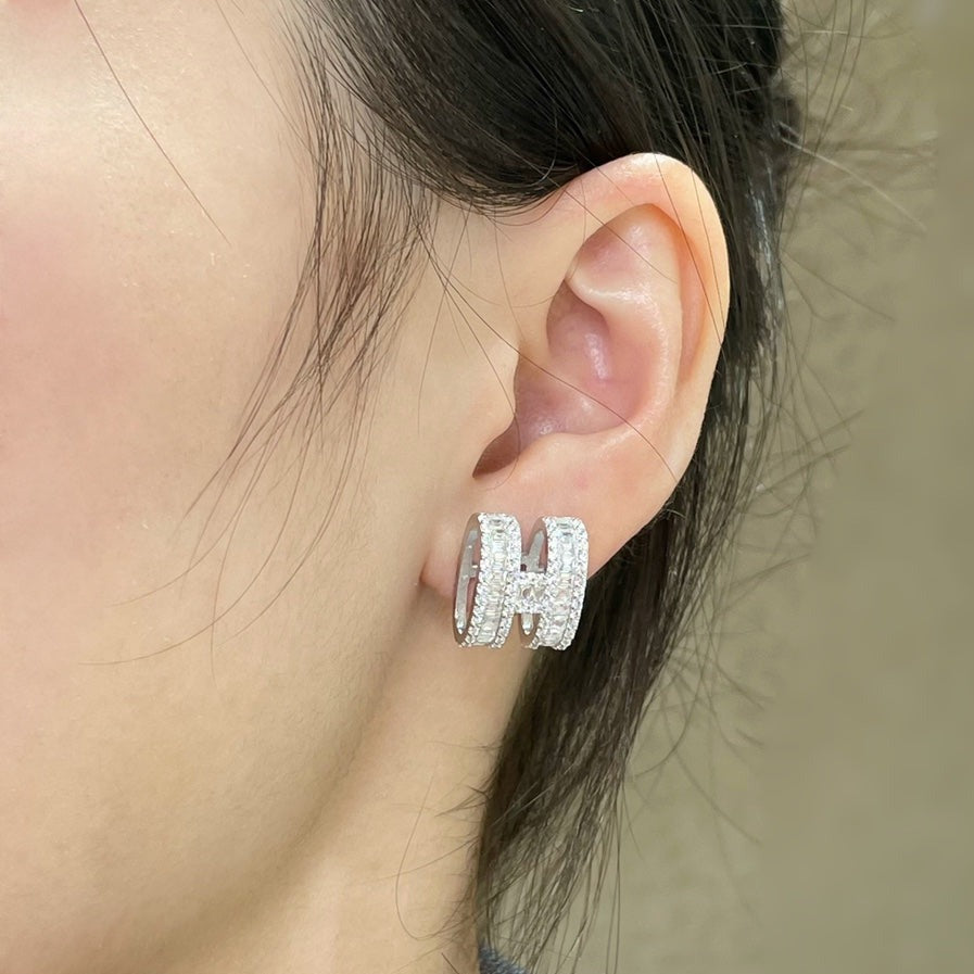 HERMES H STUD EARRINGS WITH SILVER DIAMONDS