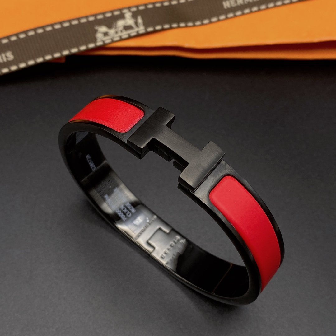 HERMES CLIC HM SO BLACK RED BRACELET