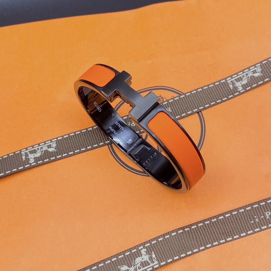 HERMES CLIC HM SO BLACK OREGAN BRACELET