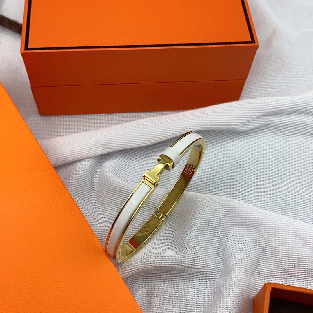 HERMES CLASSIC HM CLIC WHITE 8MM ENAMEL BRACELET