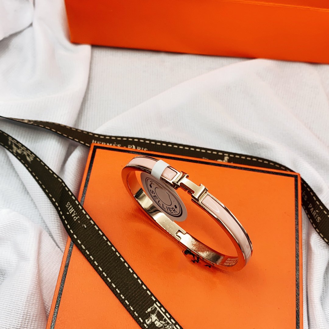 HERMES CLASSIC HM CLIC PINK 8MM ENAMEL BRACELET