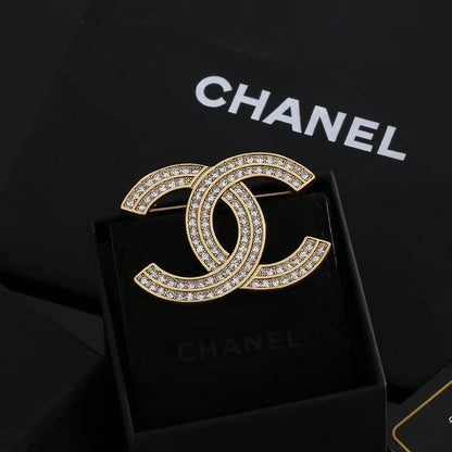 18K  Chanel Diamond Brooch