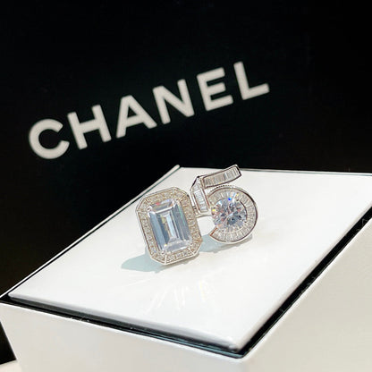18K  Chanel No.5 Diamonds Ring