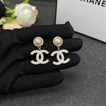 18K  Chanel White Pearl Earrings