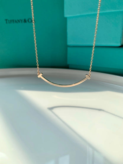 18K Tiffany Smile Pendant Necklace