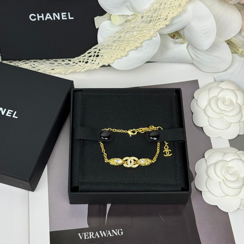 18K  Chanel 26C Diamond Gold Bracelet