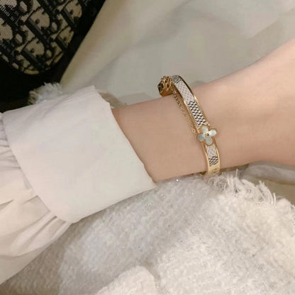 18K Louis Vuitton Blooming Bracelet