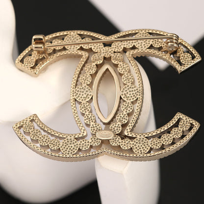 18K  Chanel Pearls Brooch