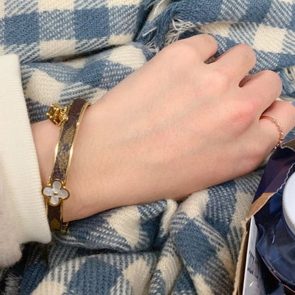 18K Louis Vuitton Blooming Bracelet