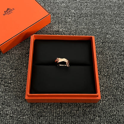 18K Kelly Gavroche Hermes Ring