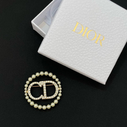18K Dior Pearls Brooch