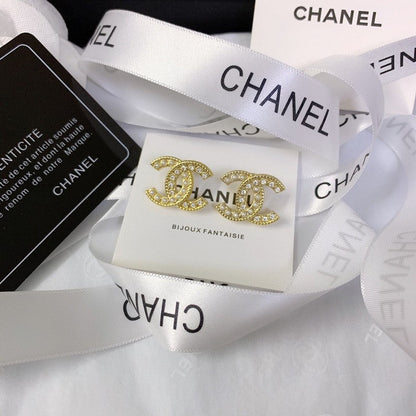 18K  Chanel Pearls Earrings