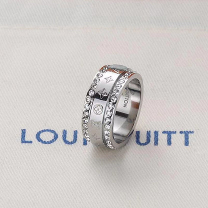 18K Louis Vuitton Catch Diamonds Ring