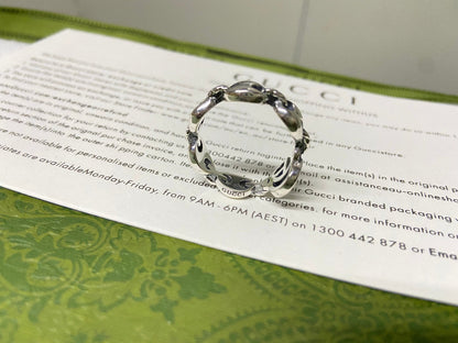 Double Gucci Interlocking Gucci Chain Ring