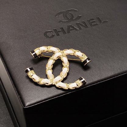 18K  Chanel Pearl Brooch