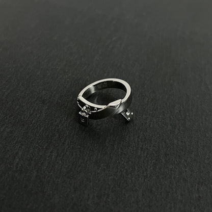 18K Kelly Gavroche Hermes Ring