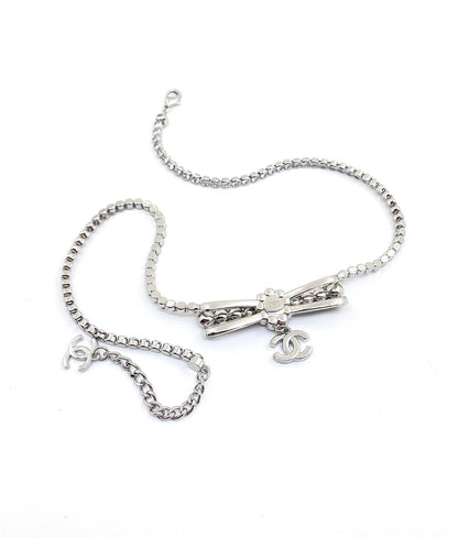 18K  Chanel Diamonds Bow Tie Necklace
