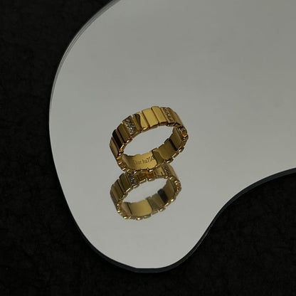 18K Dior Gem Diamond Ring