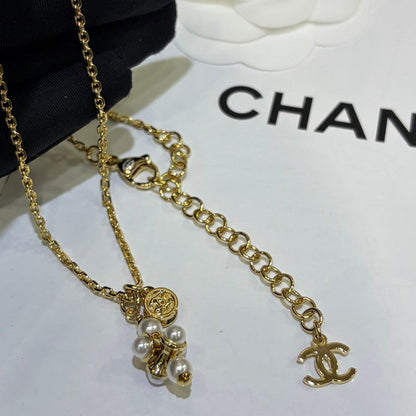 18K  Chanel 26P Grape Pearl Gold Necklace