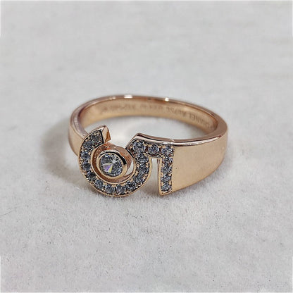 18K  Chanel No.5 Diamond Ring