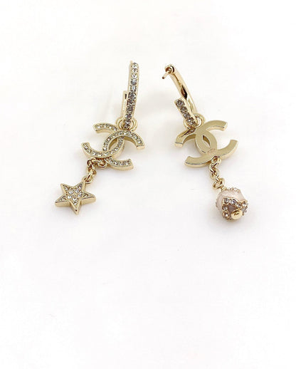18K  Chanel Pearl Long Pendant Earrings