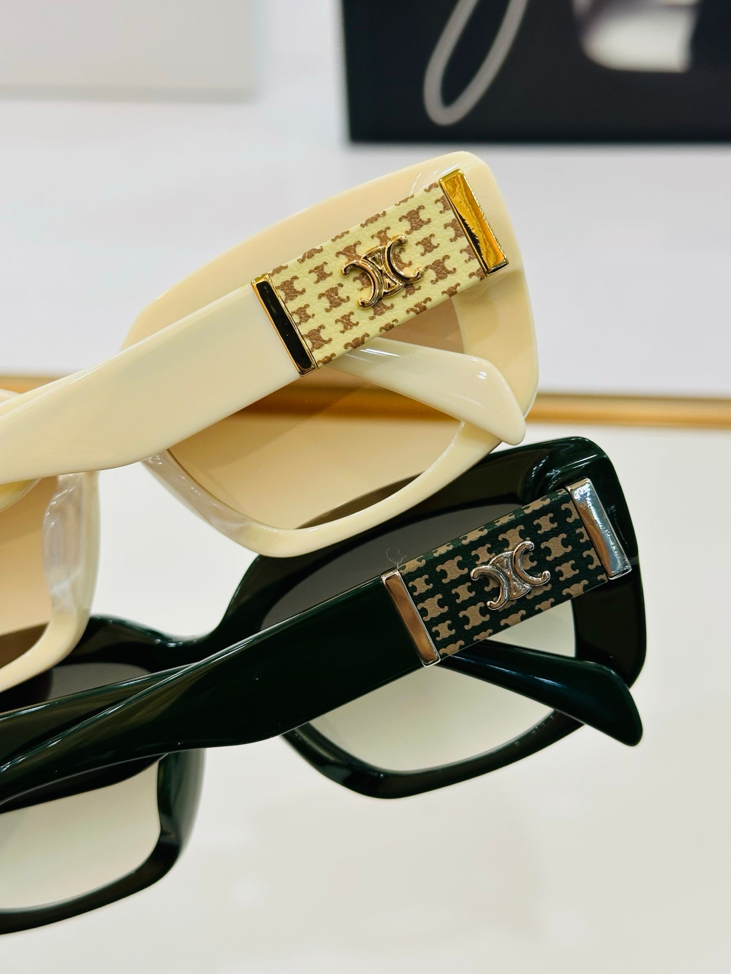 CELINE TRIOMPHE SUNGLASSES CL40168U IN ACETATE