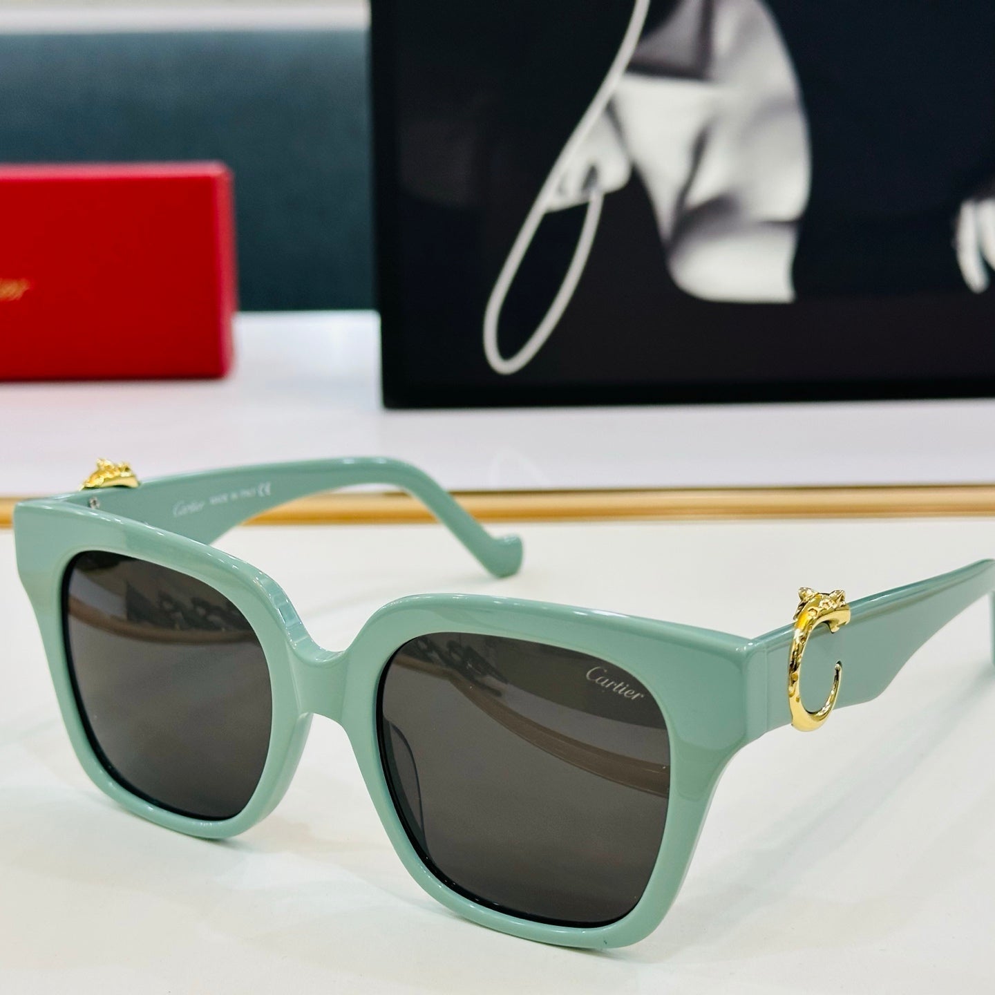 CARTIER PANTHÈRE SQUARE FRAME SUNGLASSES 575857 IN ACETATE