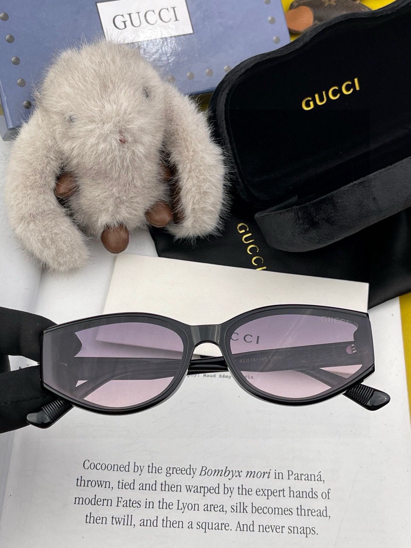 GUCCI GEOMETRIC FRAME SUNGLASSES G7315 IN ACETATE