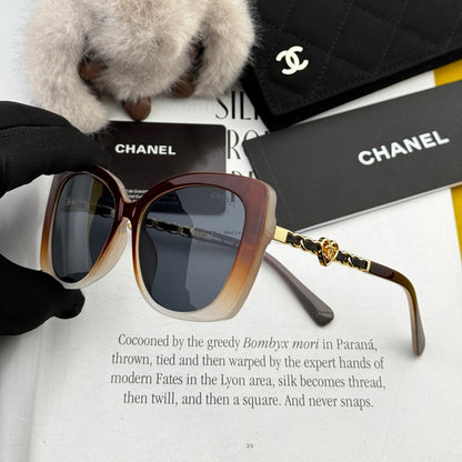 CHANEL SQUARE SUNGLASSES CH25801 IN ACETATE HEART CHAIN METAL