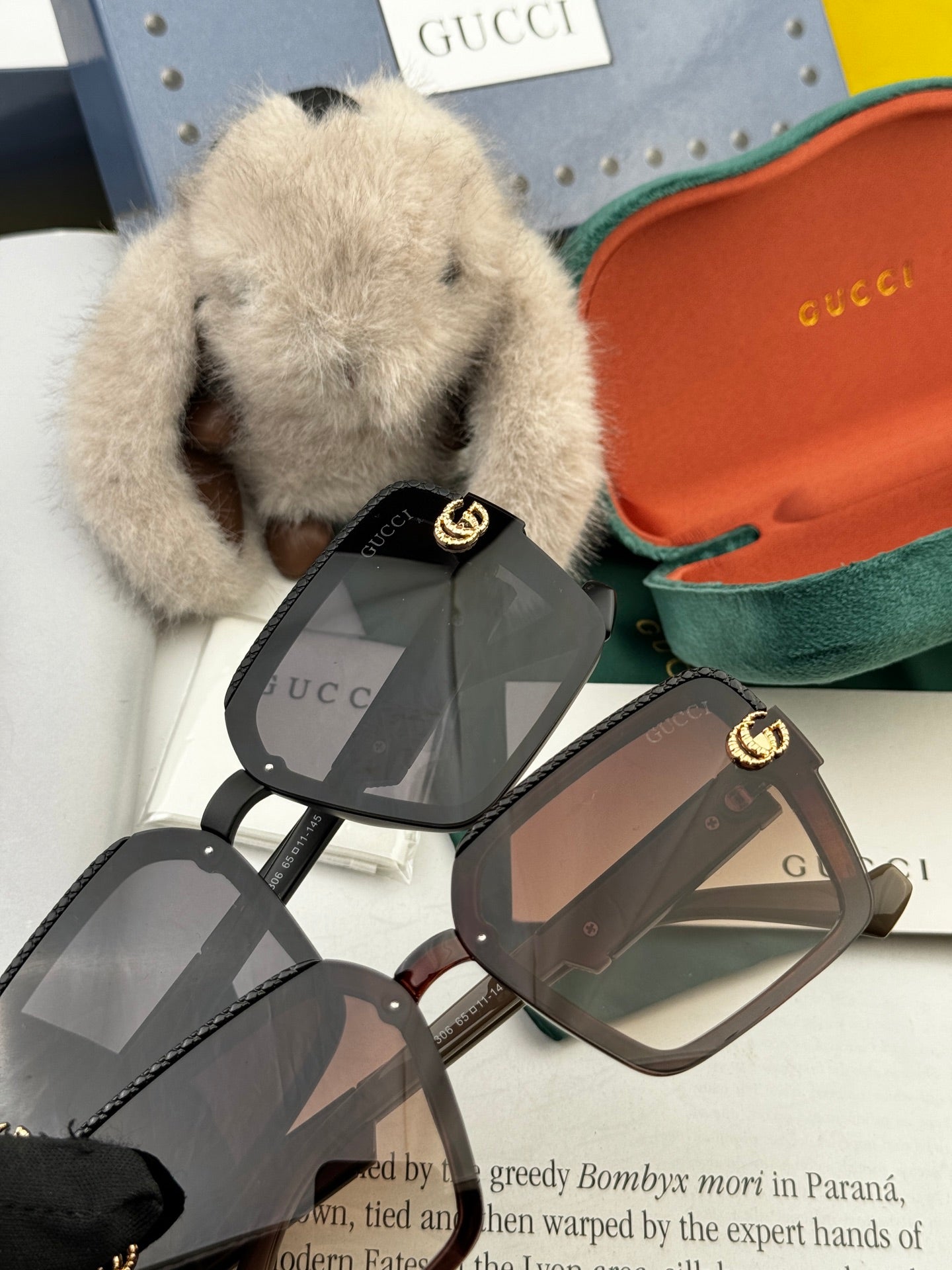 GUCCI SQUARE FRAME SUNGLASSES G6130 IN ACETATE