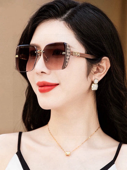 MIU MIU RUNWAY SQUARE SUNGLASSES M2100 IN ACETATE