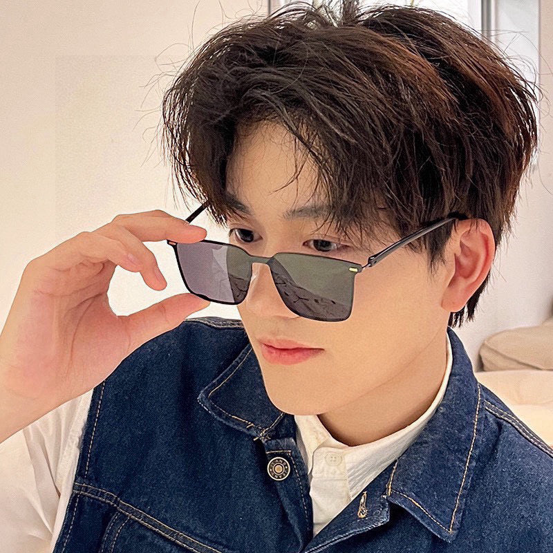 GUCCI RECTANGULAR FRAME SUNGLASSES G11363 IN METAL