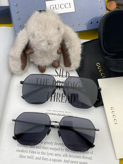 GUCCI NAVIGATOR FRAME SUNGLASSES G8226 IN METAL