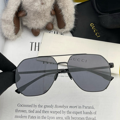 GUCCI NAVIGATOR FRAME SUNGLASSES G8226 IN METAL
