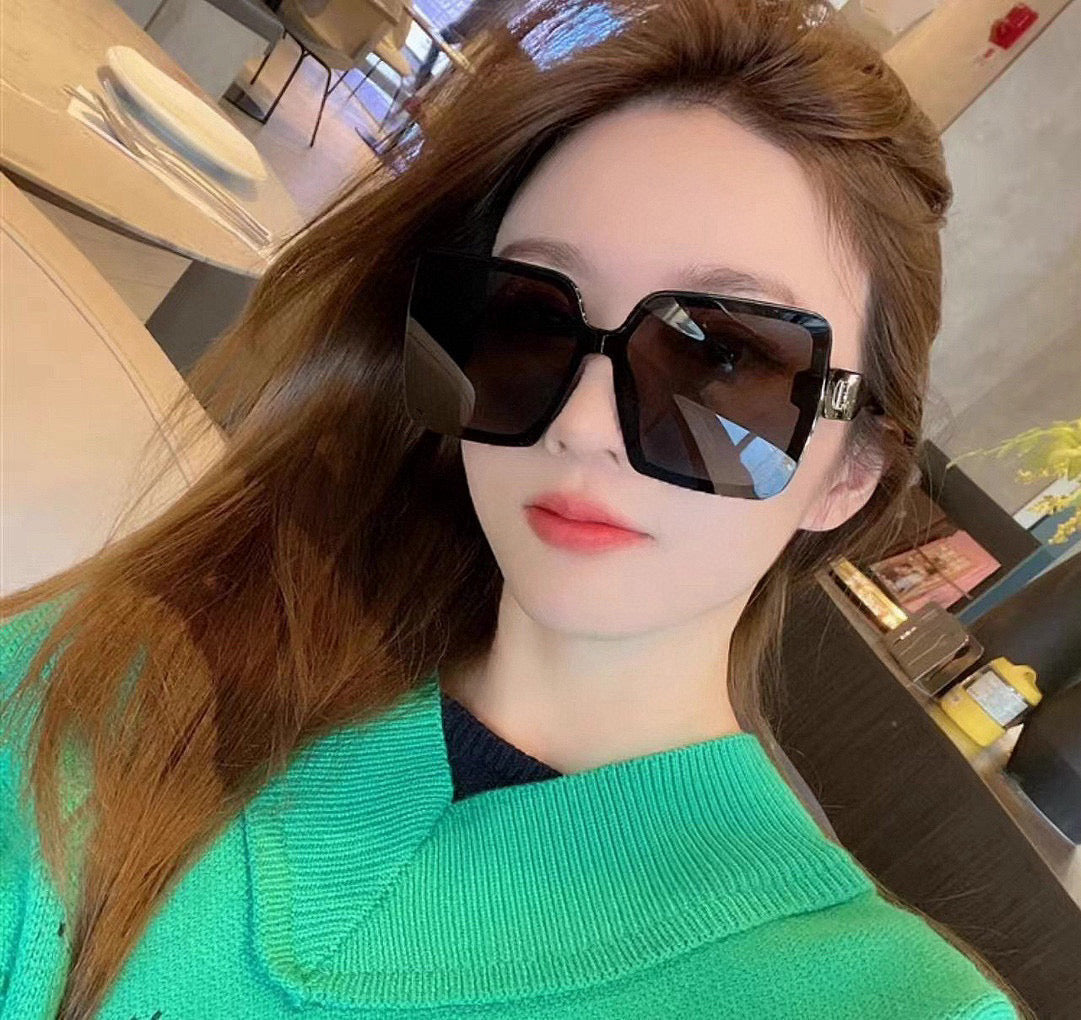 DIOR MONTAIGNE SQUARE SUNGLASSES D6227 IN ACETATE