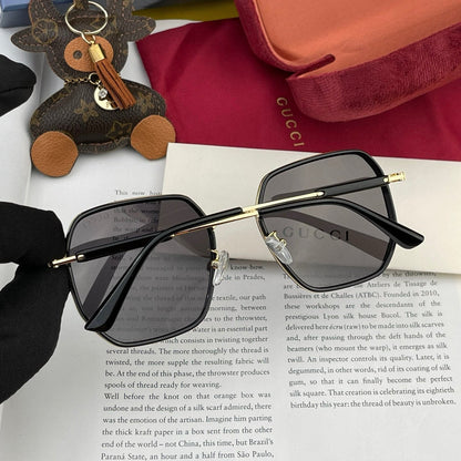 GUCCI SQUARE FRAME SUNGLASSES G364 IN METAL