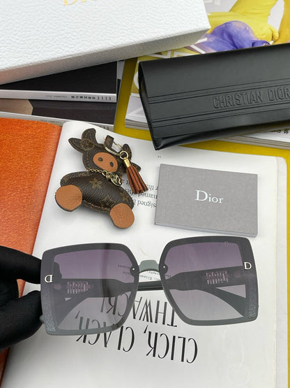 DIOR MONTAIGNE SQUARE SUNGLASSES D5290 IN ACETATE