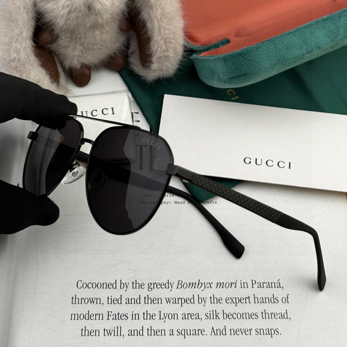 GUCCI AVIATOR FRAME SUNGLASSES G8204 IN METAL