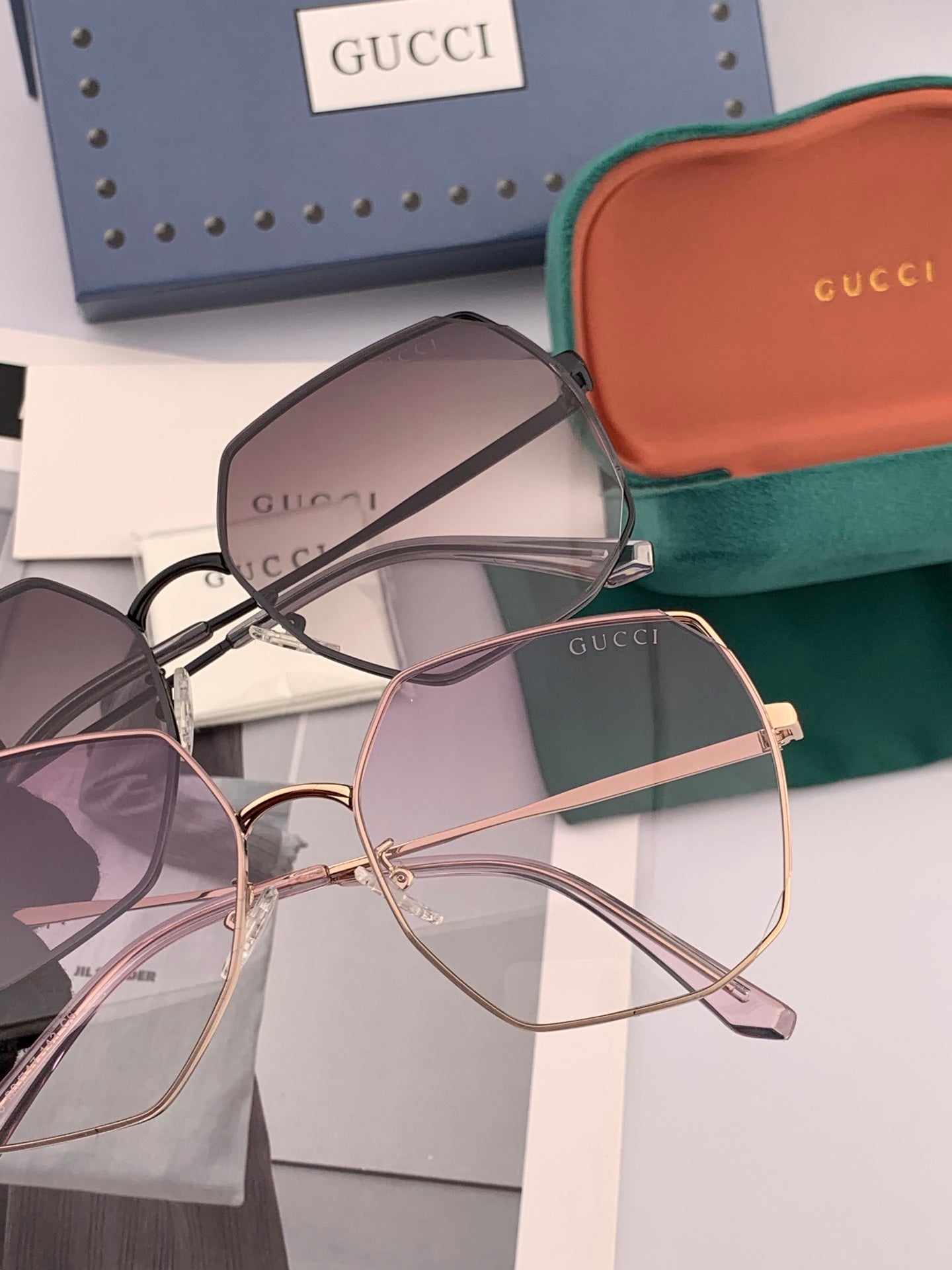 GUCCI SPECIALIZED FIT ROUND FRAME SUNGLASSES 8660 IN METAL