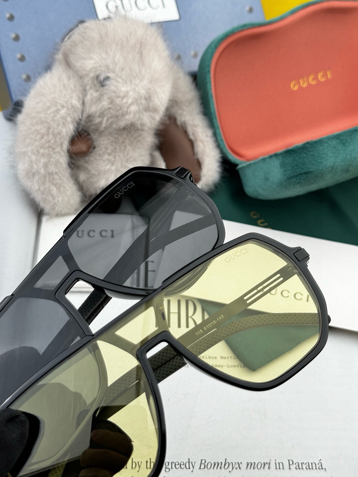 GUCCI NAVIGATOR FRAME SUNGLASSES G811 IN ACETATE