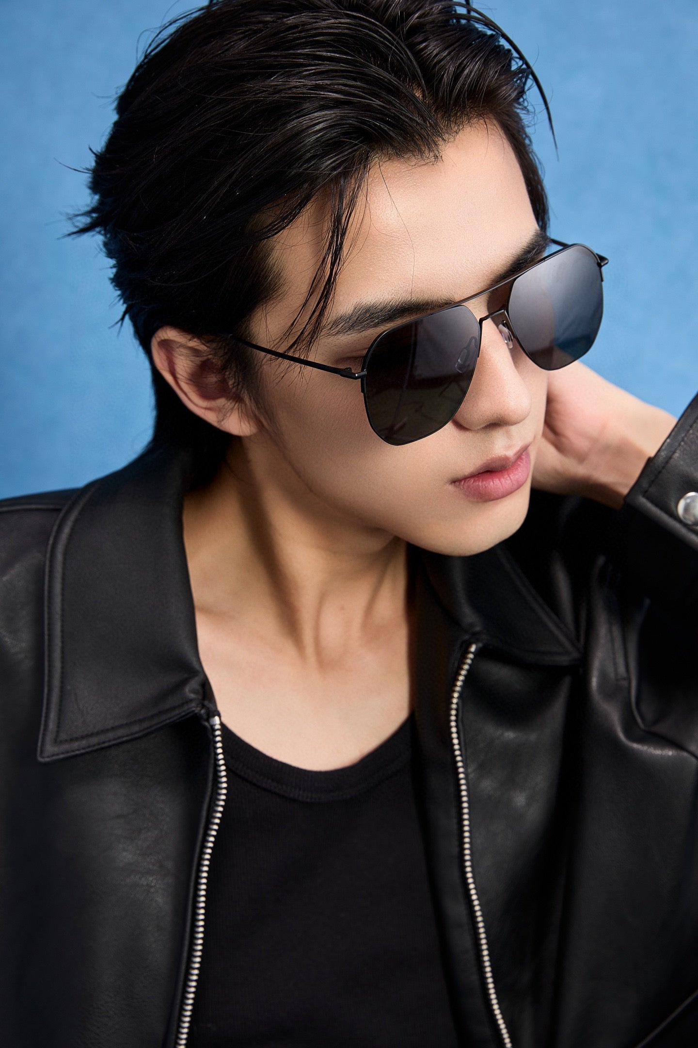 GUCCI NAVIGATOR FRAME SUNGLASSES G01810 IN METAL