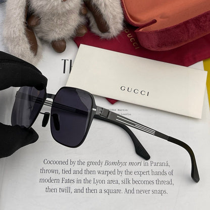 GUCCI RECTANGULAR FRAME SUNGLASSES 3862 IN METAL