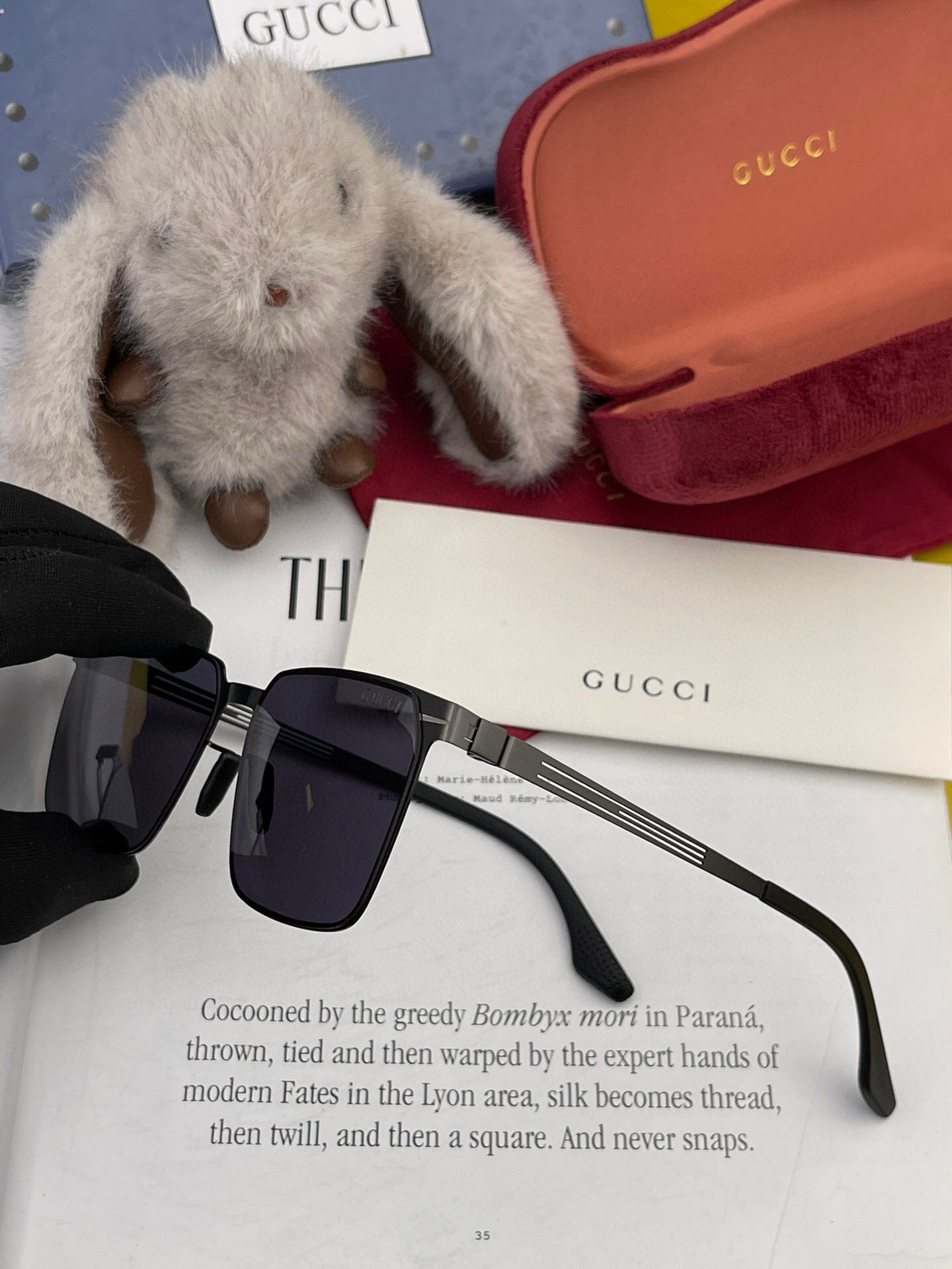 GUCCI RECTANGULAR FRAME SUNGLASSES 1862 IN METAL